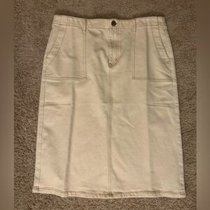 J. Jill Cream Pencil Skirt